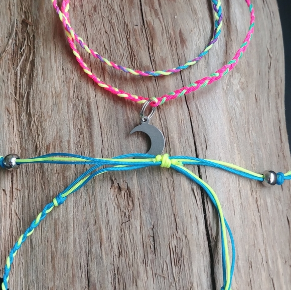 4 cute friendship bracelet - Picture 3 of 3